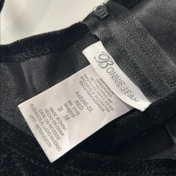 Bonnie Jean Dress Black Velvet Upper Red 3D Flowers Sequin Accents Size 16 - Picture 7 of 10